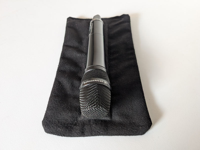 The Slim Mic Pillow