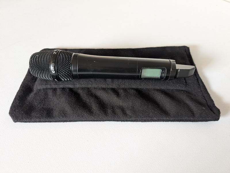 The Slim Mic Pillow